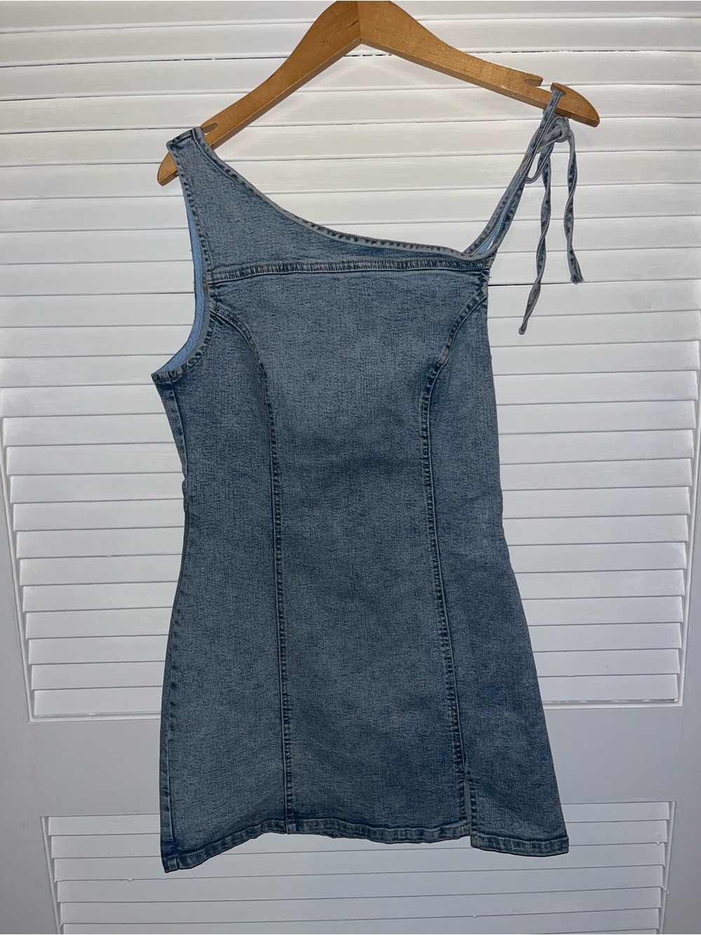 Le Lis size XS nwt blue jean tie shoulder bodycon dress